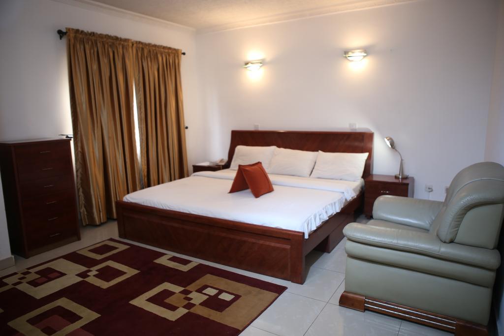 The Habitat Suites International Lagos Exterior foto