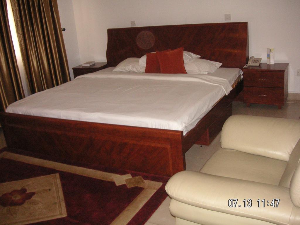 The Habitat Suites International Lagos Cameră foto