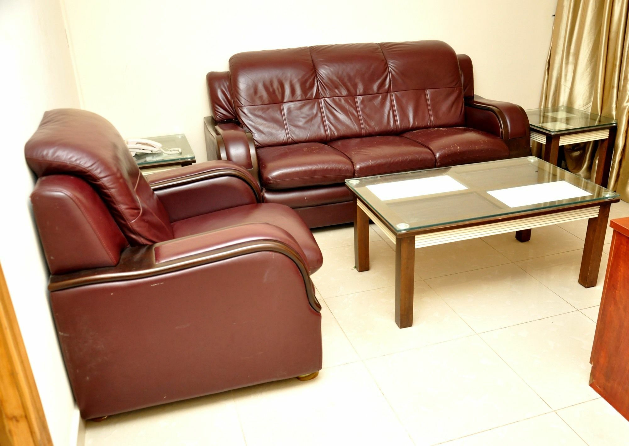 The Habitat Suites International Lagos Exterior foto